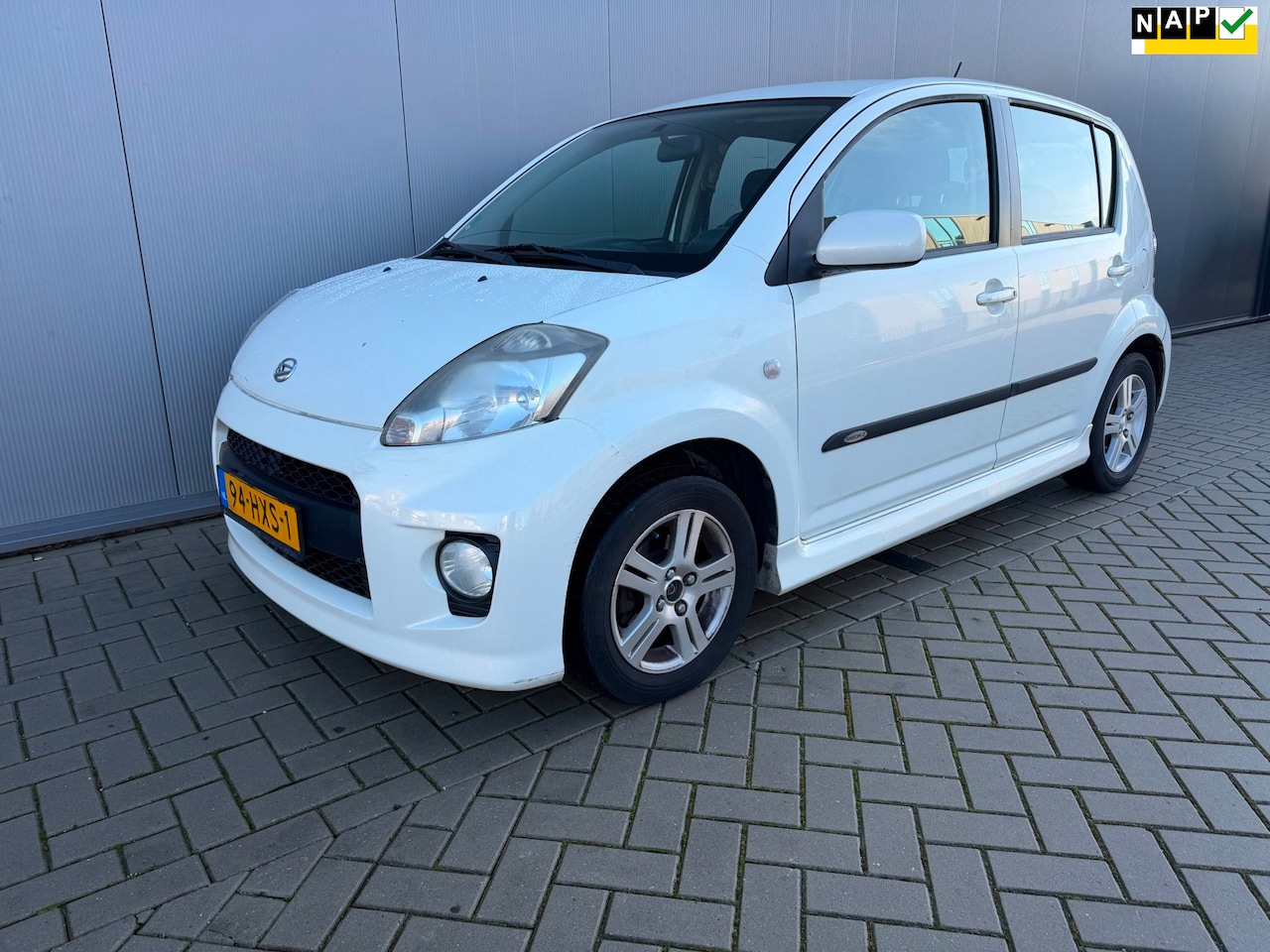 Daihatsu Sirion 2 - 1.3-16V Sport 1.3-16V Sport - AutoWereld.nl