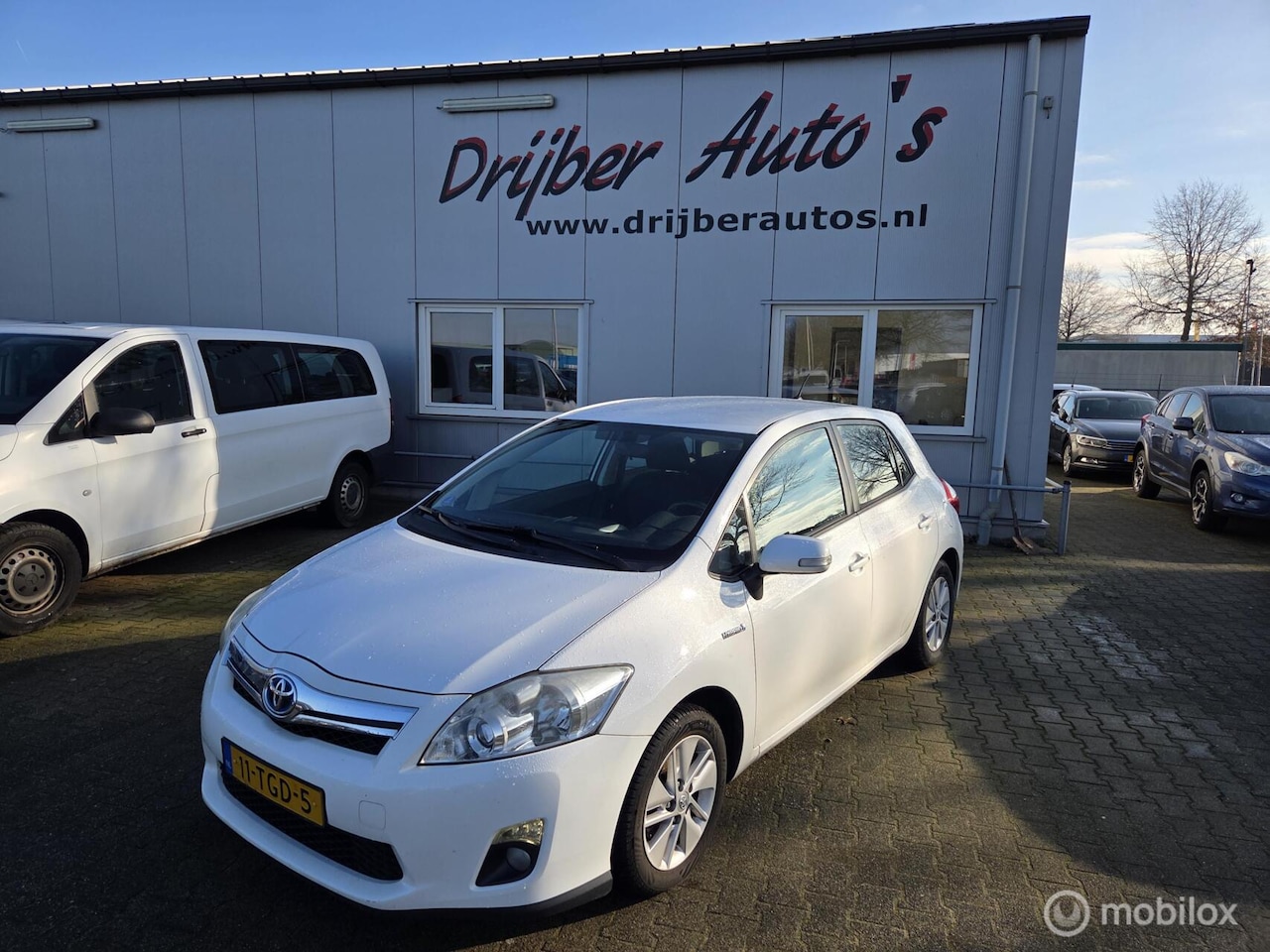 Toyota Auris - 1.8 Full Hybrid Business 1.8 Full Hybrid Business - AutoWereld.nl