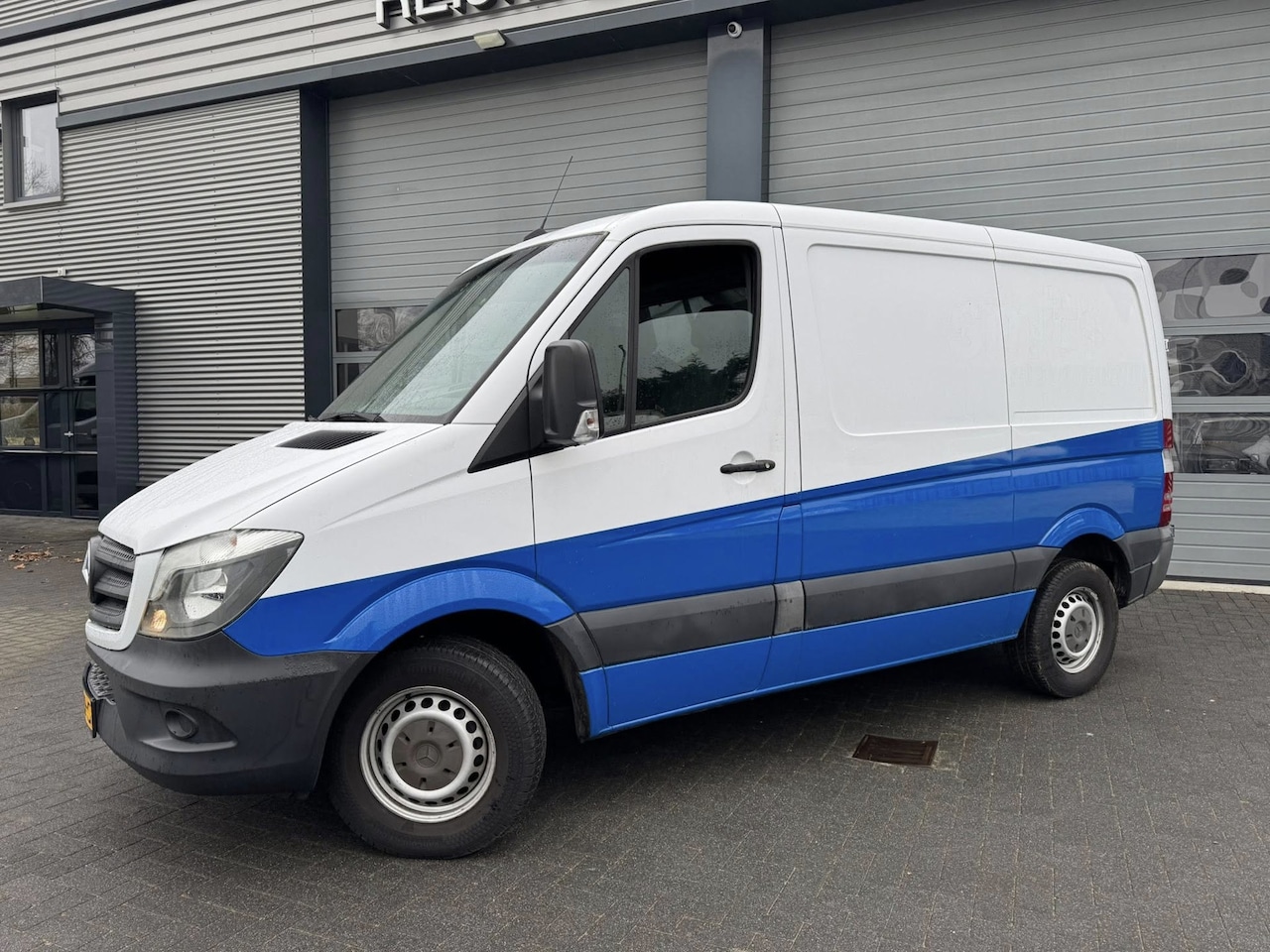 Mercedes-Benz Sprinter - 210cdi L1H1, Euro 5, met Airco, trekhaak - AutoWereld.nl