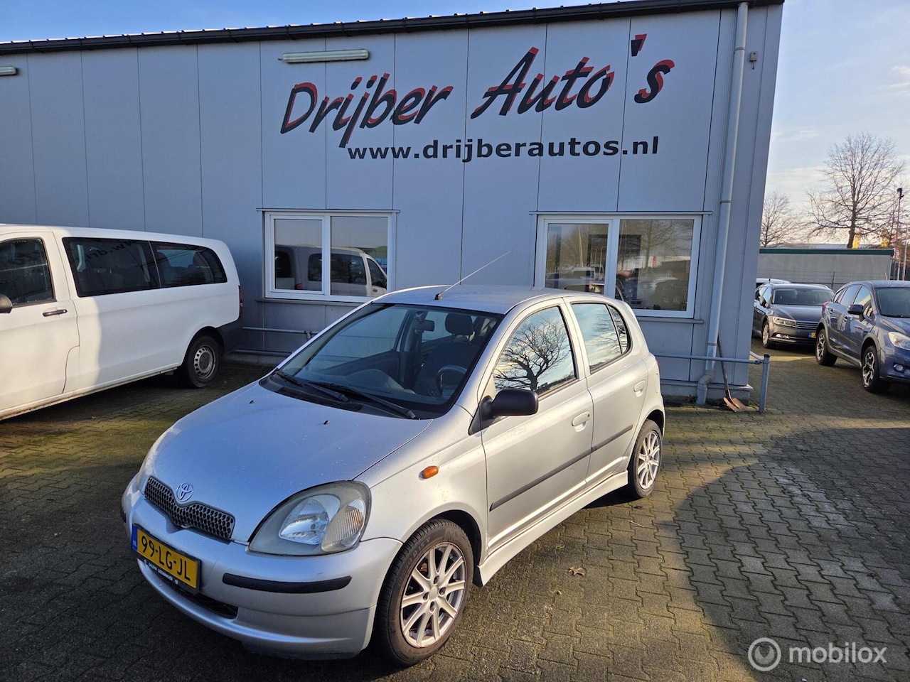 Toyota Yaris - 1.3-16V VVT-i Luna 1.3-16V VVT-i Luna - AutoWereld.nl