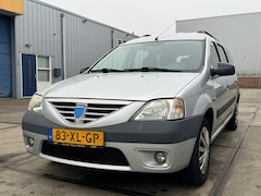 Dacia Logan MCV - 1.6-16V Lauréate 7p