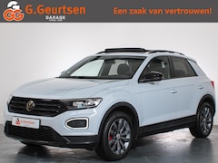 Volkswagen T-Roc - 1.5 TSI Sport Panoramadak, ACC, Bluetooth, LED, Virtual,