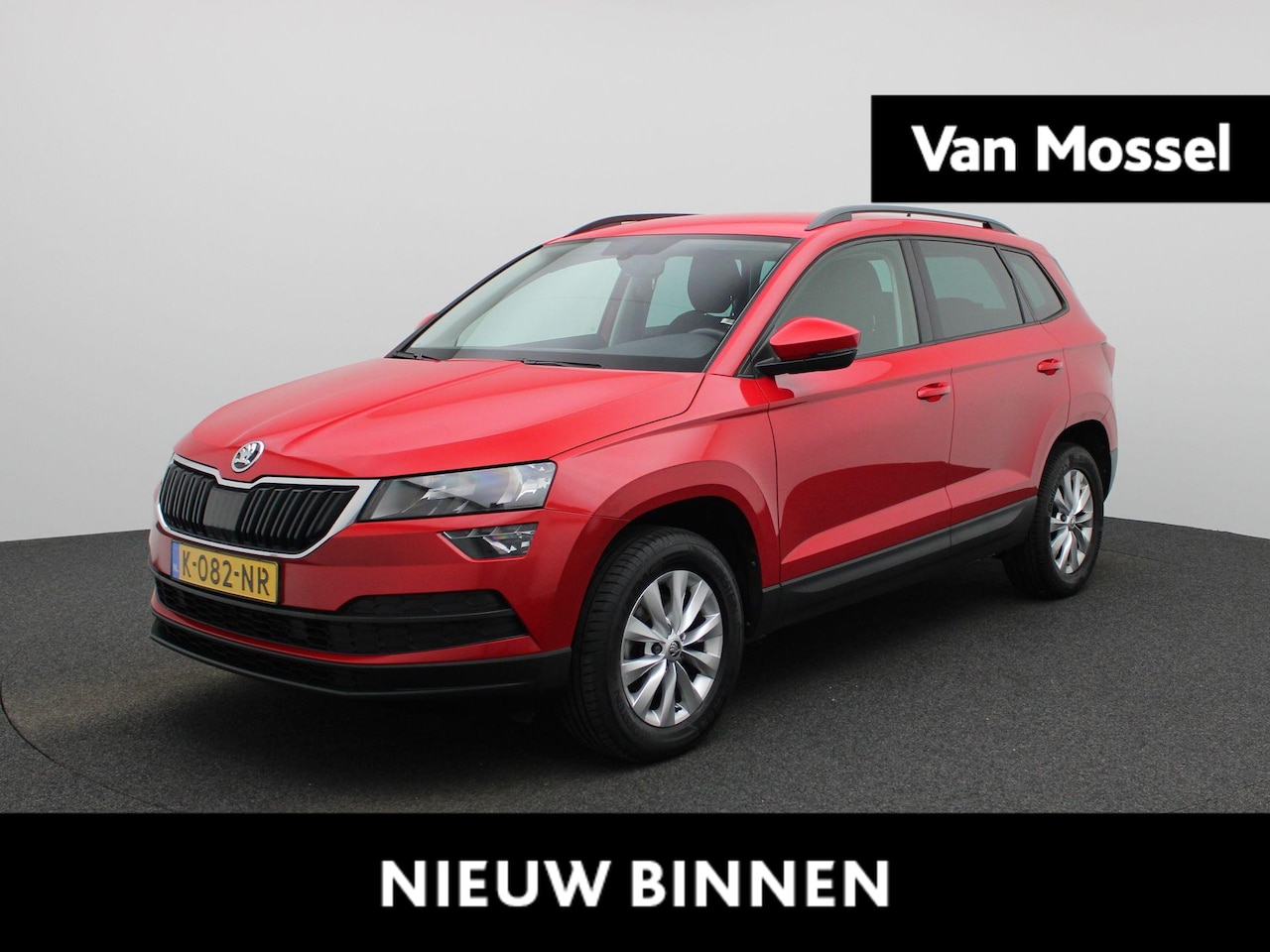 Skoda Karoq - 1.0 TSI Business Edition | Navigatie | Trekhaak | Climate Control | Cruise Control - AutoWereld.nl