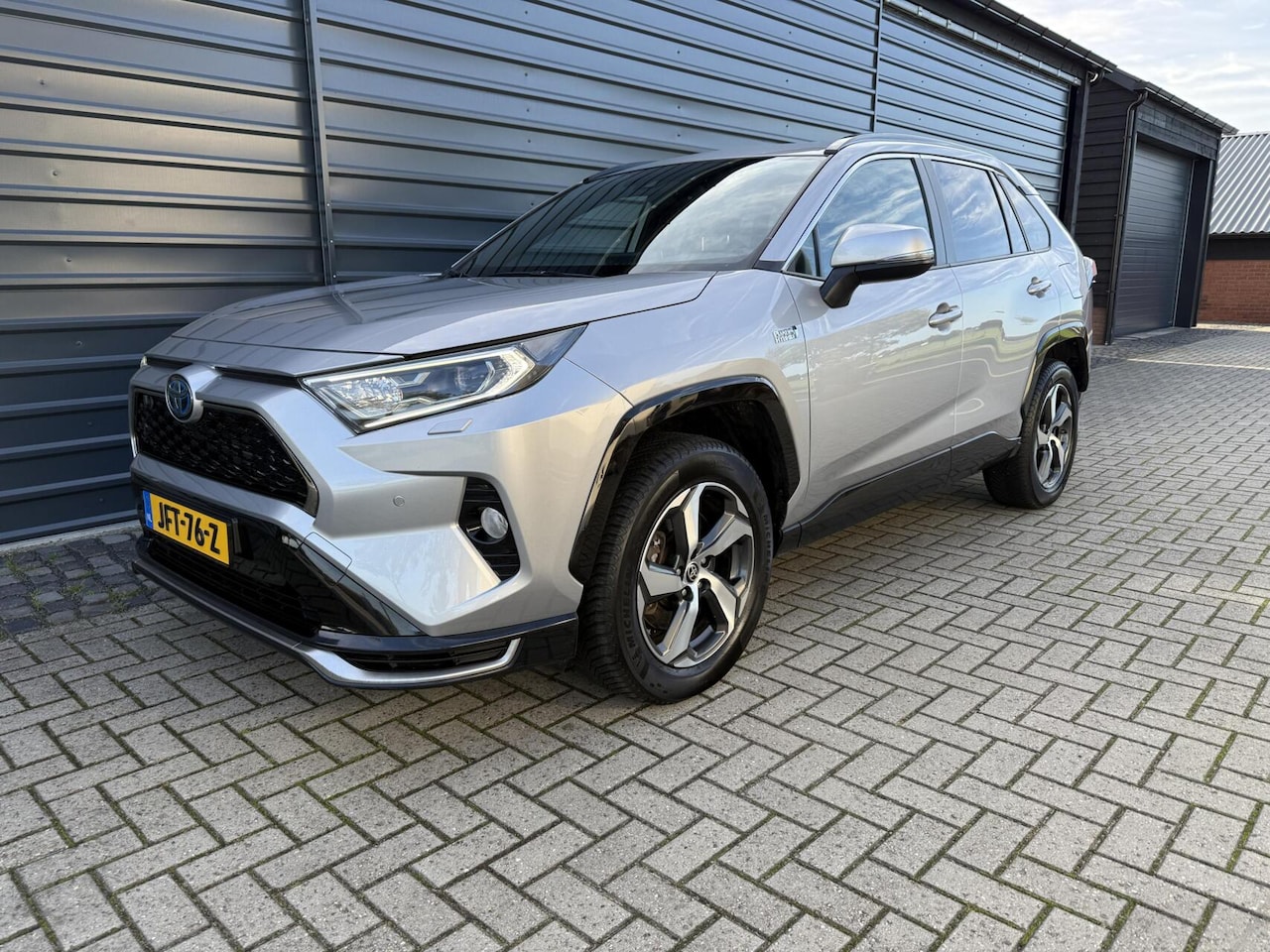 Toyota RAV4 - 2.5 Plug-in Hybrid AWD Leer stoel/stuurverw Led Apple Camera - AutoWereld.nl