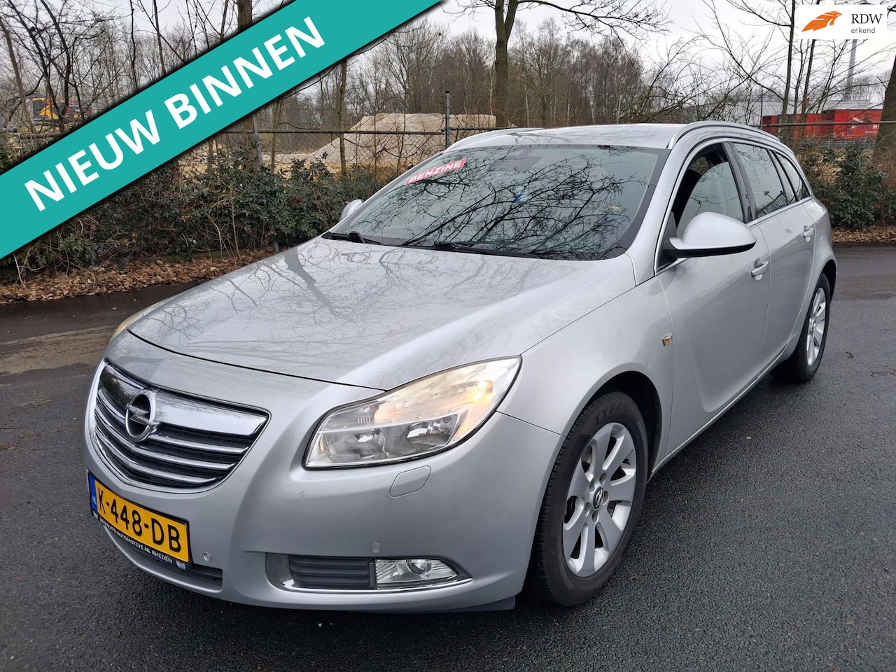 Opel Insignia Sports Tourer - 1.8 Edition STUURT SOMS IETS ZWAAR - AutoWereld.nl