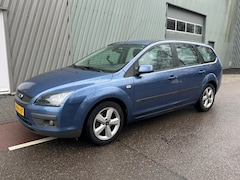 Ford Focus Wagon - 1.6-16V First Ed