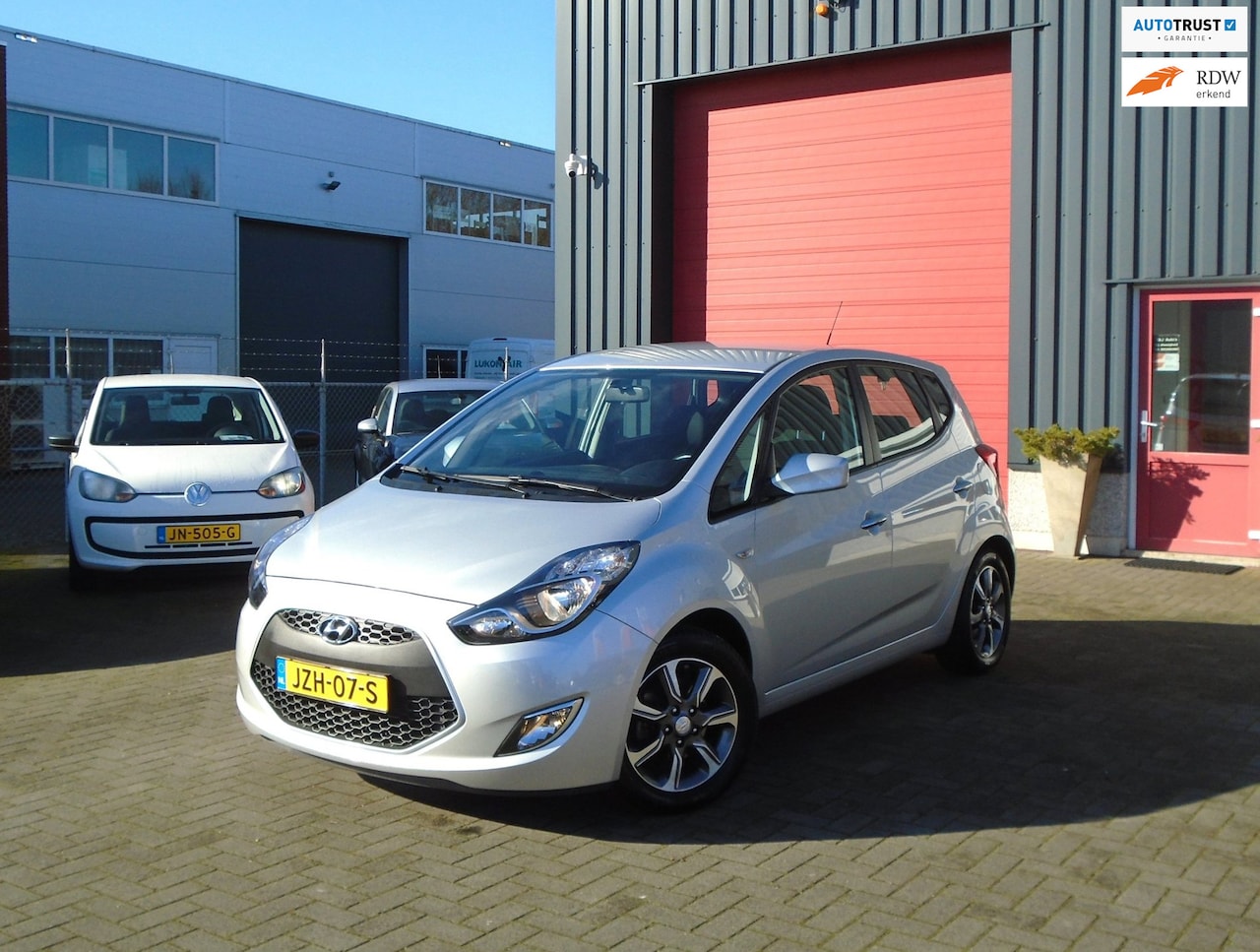 Hyundai ix20 - 1.6i Go! Automaat,Navi,Cruise - AutoWereld.nl