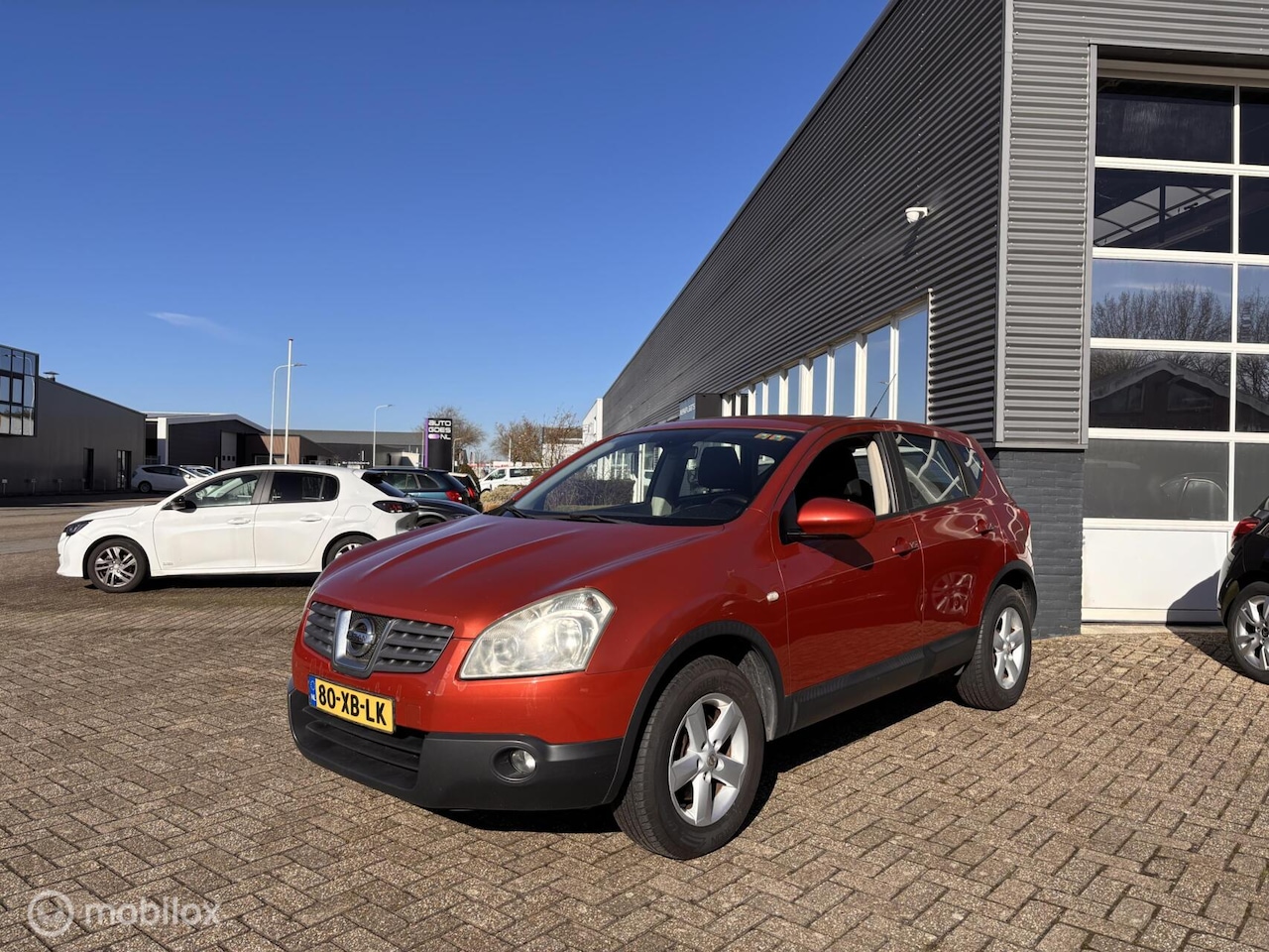 Nissan Qashqai - 2.0 Acenta met trekhaak - AutoWereld.nl