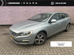 Volvo V60 - 1.6 T3 Kinetic | Parkeersensoren | Bi-Xenon Koplampen | Cruise Control Adaptief | BLIS | S