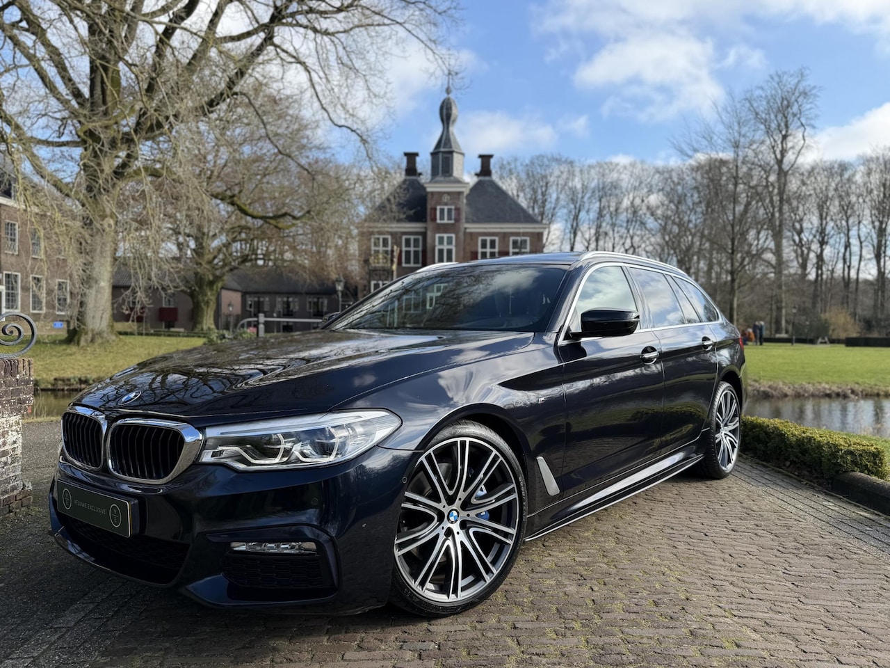 BMW 5-serie Touring - 530i High Executive | M-Sport | Pano | Leder | Camera | - AutoWereld.nl