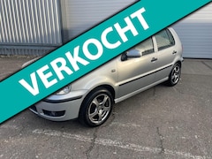 Volkswagen Polo - 1.4 AUTOMAAT 5 Deurs Digitale Airco