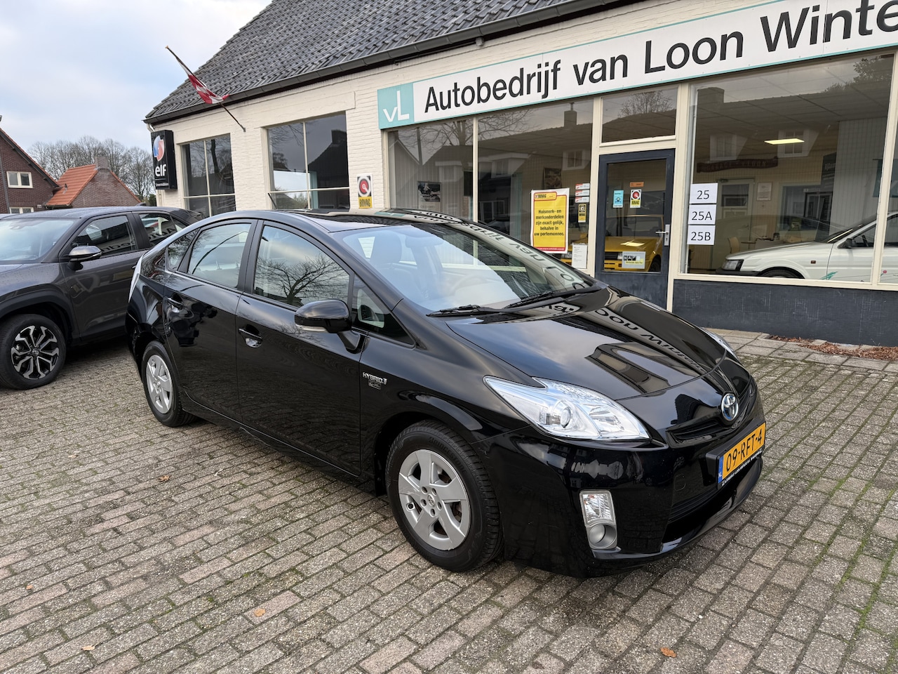Toyota Prius - 1.8 Comfort Trekhaak, Navigatiesysteem - AutoWereld.nl