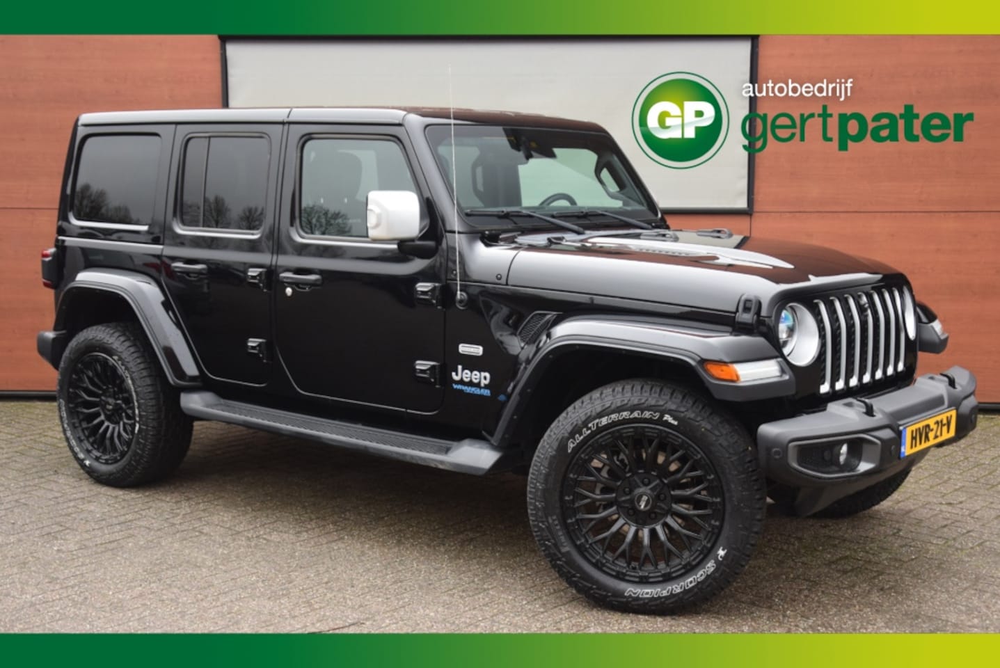 Jeep Wrangler Unlimited - 4xe 380 Sahara Hard&Softtop/Leer/Camera/AdaptiveCruise - AutoWereld.nl