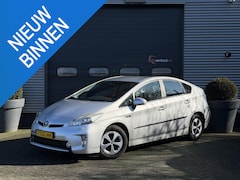 Toyota Prius - 1.8 Plug-in Executive Business | Navigatie | DAB | Camera | Trekhaak | Cruise Control |