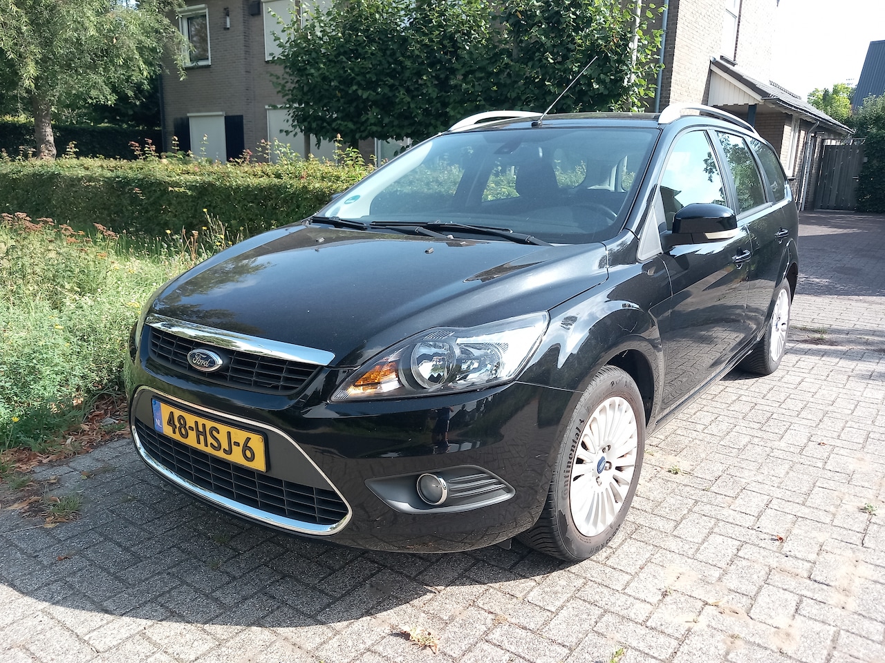 Ford Focus Wagon - 1.6 Titanium TREKHAAK,NAVI, CRUISE CONTROL, PARKEERSENSOREN, LICHTMETALEN VELGEN, 100% ONDERHOUDEN - AutoWereld.nl