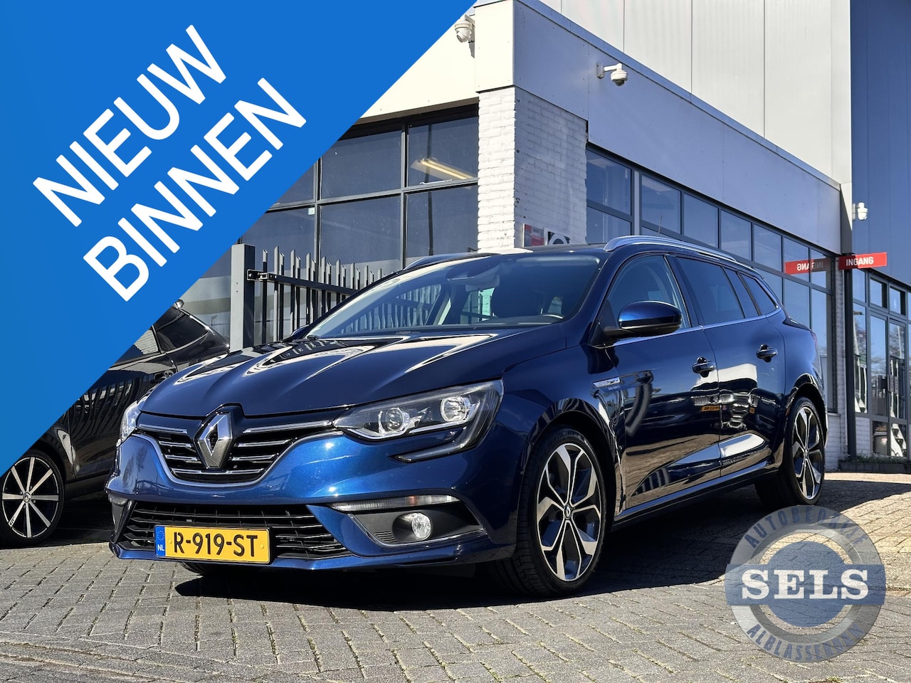 Renault Mégane Estate - 1.2 TCe Intense GROOTNAVI/18INCH/HALFLEDER/STOELVERWARMING - AutoWereld.nl