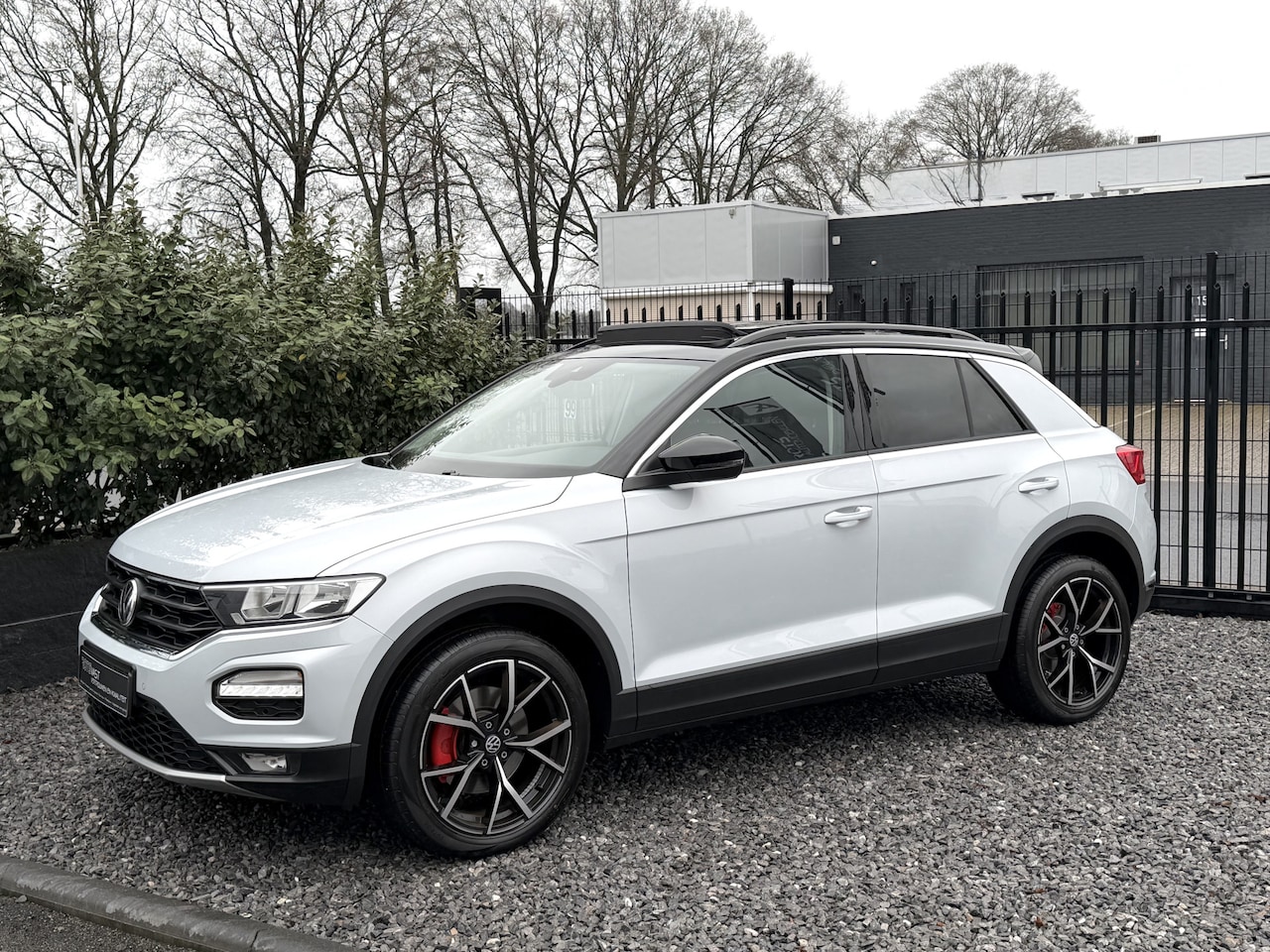 Volkswagen T-Roc - 1.0 TSI Style Panodak|Navi|ACC|Camera Wit! - AutoWereld.nl