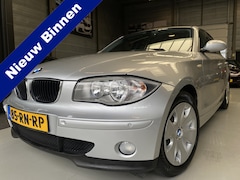 BMW 1-serie - 118i Airco, Automaat, Navi