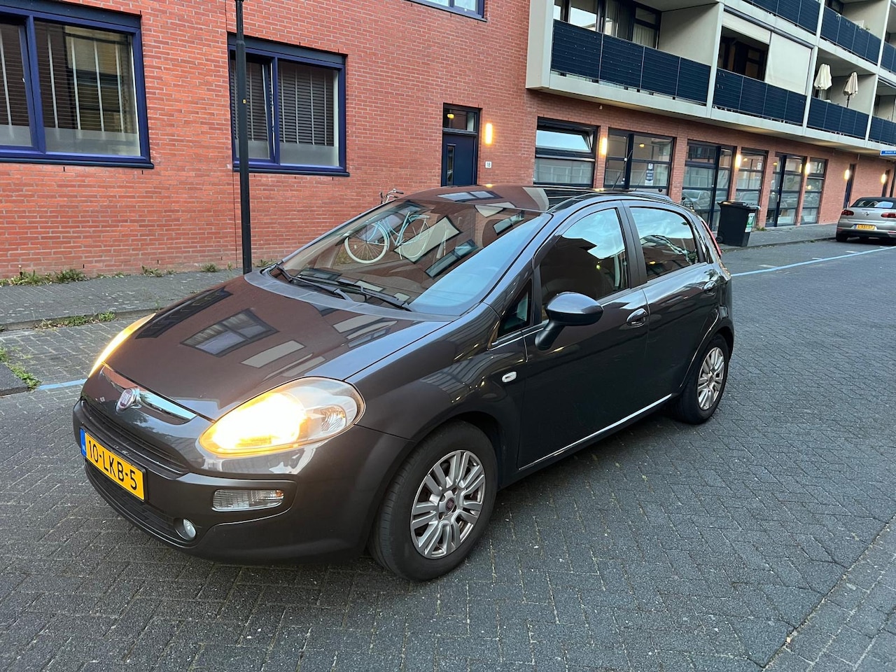 Fiat Punto Evo - 1.4-16V Multiair Emotion 1.4-16V Multiair Emotion - AutoWereld.nl