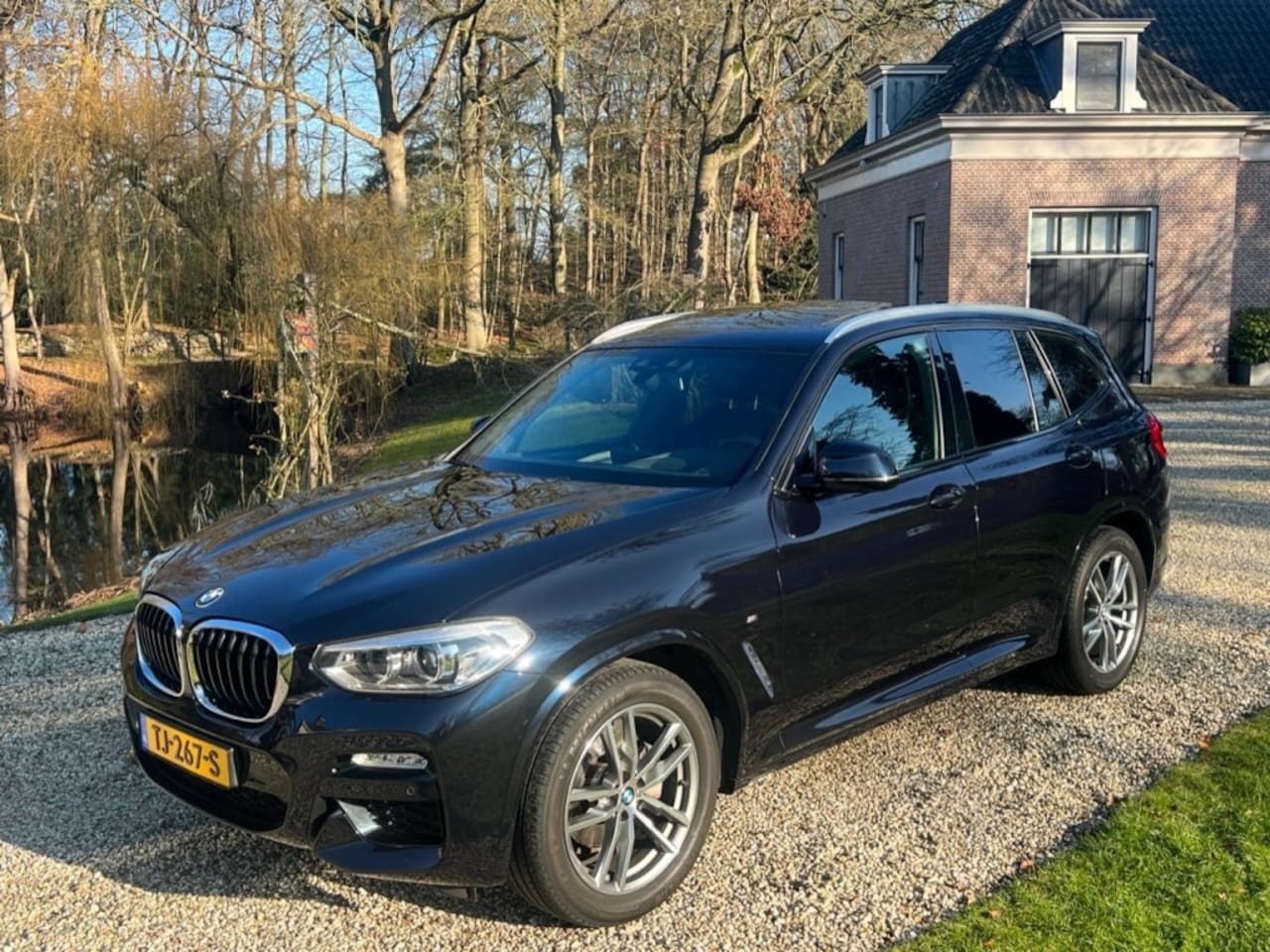 BMW X3 - XDRIVE 20i HIGH EXE NL-auto M-PAKKET PANO - AutoWereld.nl