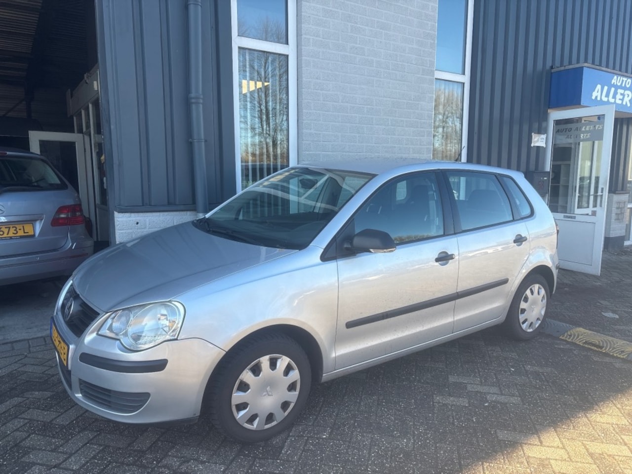 Volkswagen Polo - 1.2 Trendline 1.2 TRENDLINE - AutoWereld.nl