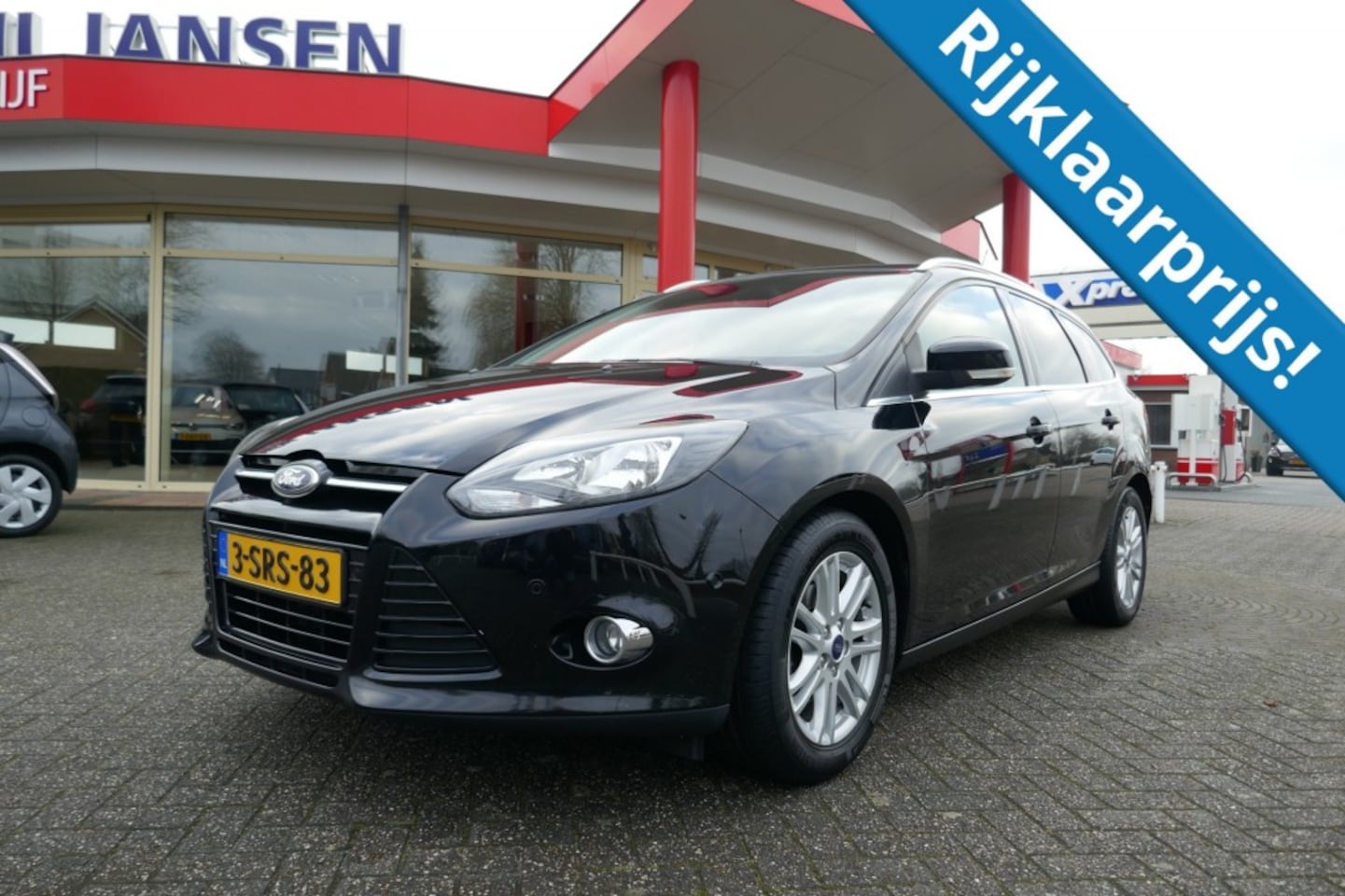 Ford Focus - 1.0 ECOB. EDITION PLUS  CLIA/NAVIGATIE/PDC  V+A/ VOORUIT VERWARM. - AutoWereld.nl