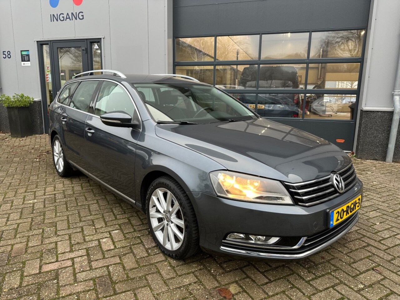 Volkswagen Passat - 1.4 TSI HIGHLINE BLEUMOTION Nieuwe koppeling, mechatronic en Turbo ETC. - AutoWereld.nl