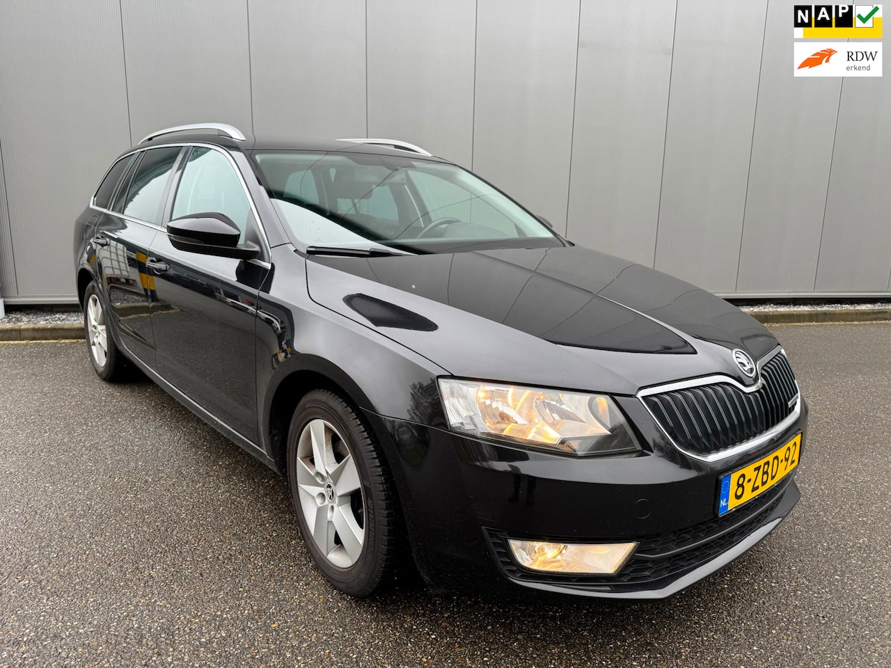 Skoda Octavia Combi - 1.6 TDI Greenline Businessline 1.6 TDI Greenline Businessline - AutoWereld.nl