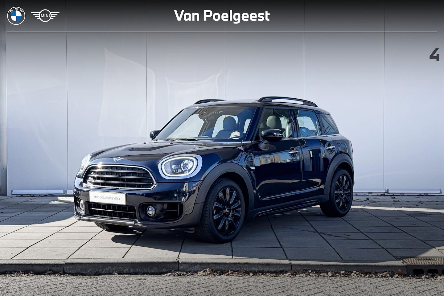 MINI Countryman - Cooper Chili Panoramadak / Stoelverwarming / Comfort Acces / Navigatie - AutoWereld.nl
