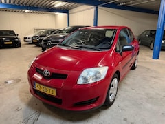 Toyota Auris - 1.4-16V TERRA 3DRS APK 9-2026
