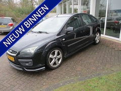 Ford Focus - 2.0-16V Futura Dynamo Defect