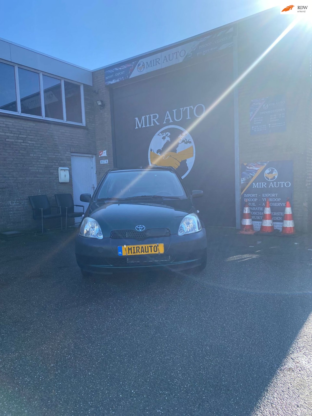 Toyota Yaris - 1.0-16V VVT-i Terra 1.0-16V VVT-i Terra - AutoWereld.nl