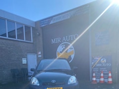 Toyota Yaris - 1.0-16V VVT-i Terra