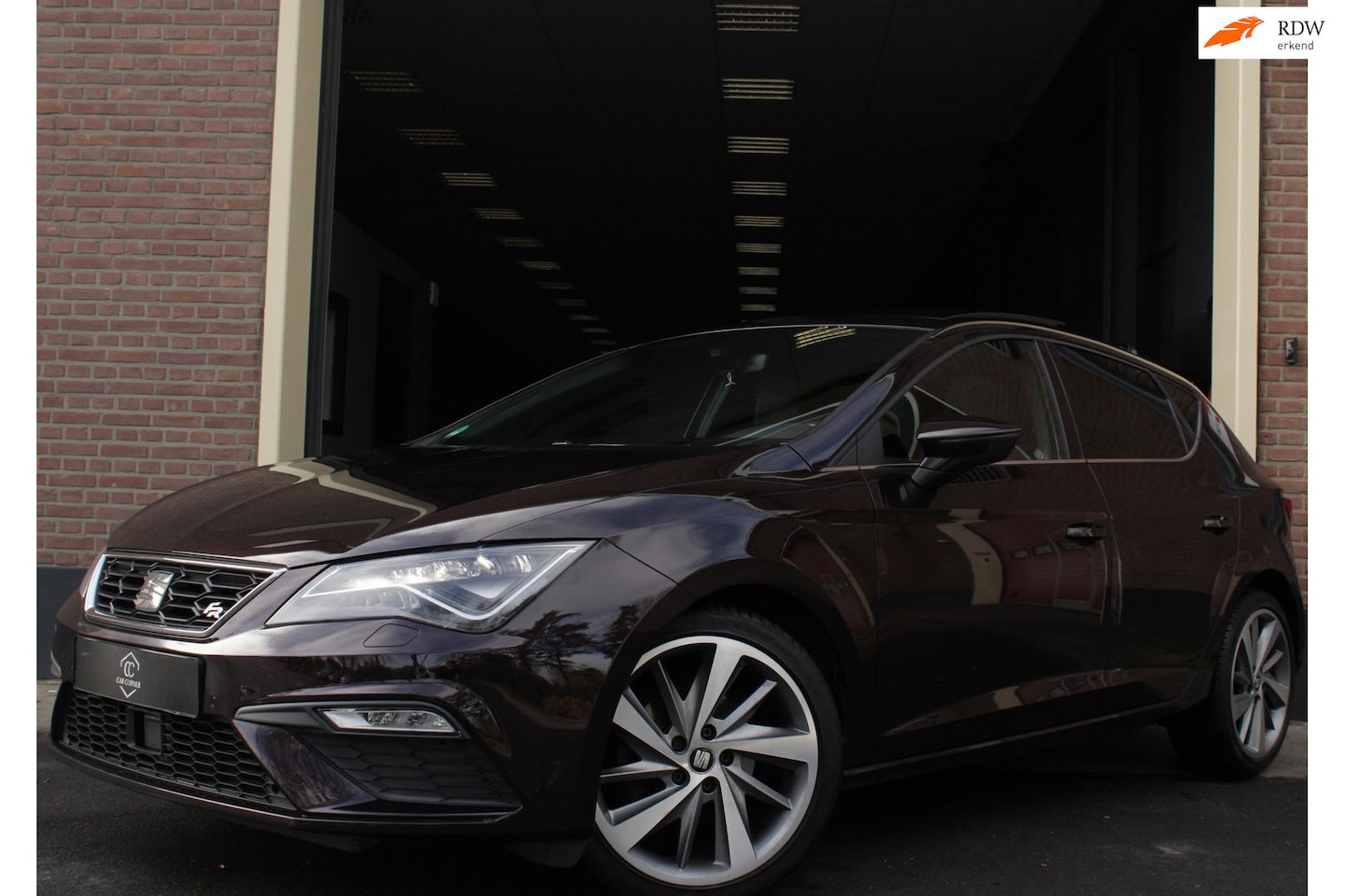 SEAT Leon - 1.4 TSI FR |Facelift|Pano|Alcantara|Sfeer|Trekhaak| - AutoWereld.nl