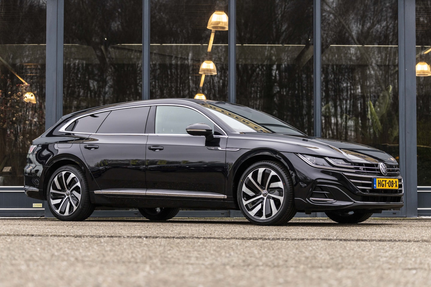 Volkswagen Arteon Shooting Brake - 1.4 TSI eHybrid R-Line Business 1.4 TSI eHybrid R-Line Business+ - AutoWereld.nl