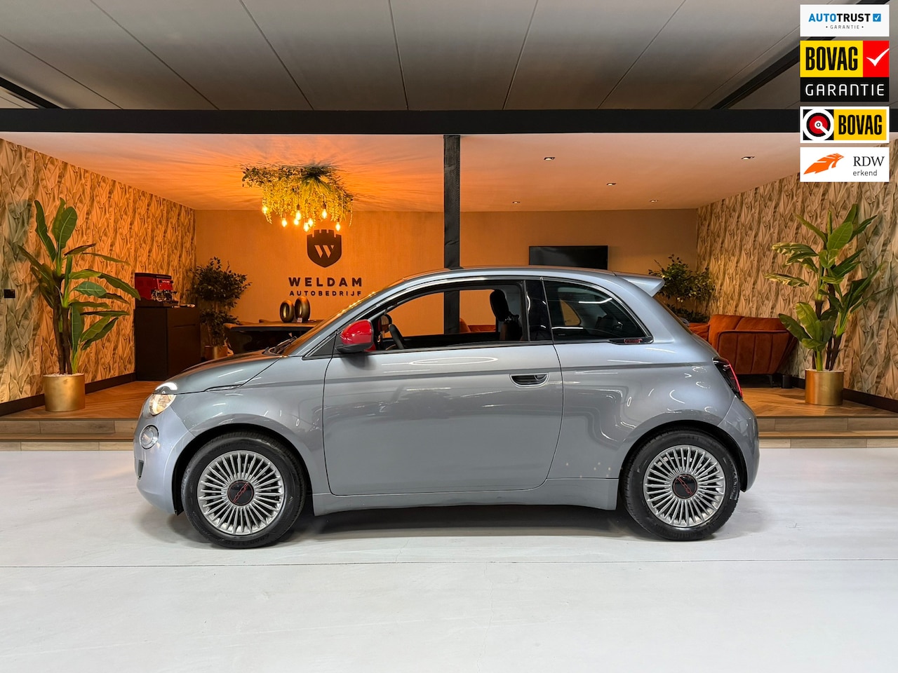 Fiat 500 - La Prima 42 kWh Garantie Camera Cruise Navi Clima Lane Rijklaar - AutoWereld.nl