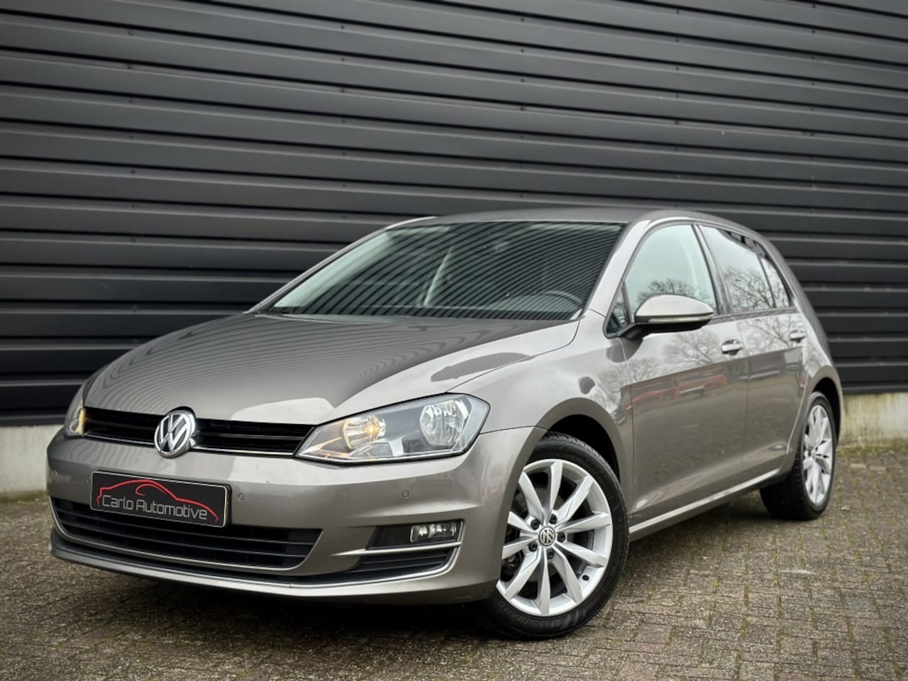 Volkswagen Golf - 1.4 TSI HIGHLINE DSG|NAVI|CAMERA|CARPLAY|LED - AutoWereld.nl