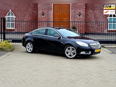 Opel Insignia - 1.8 Edition / Airco / 6 bak / Navi / Camera / Pdc / Nap