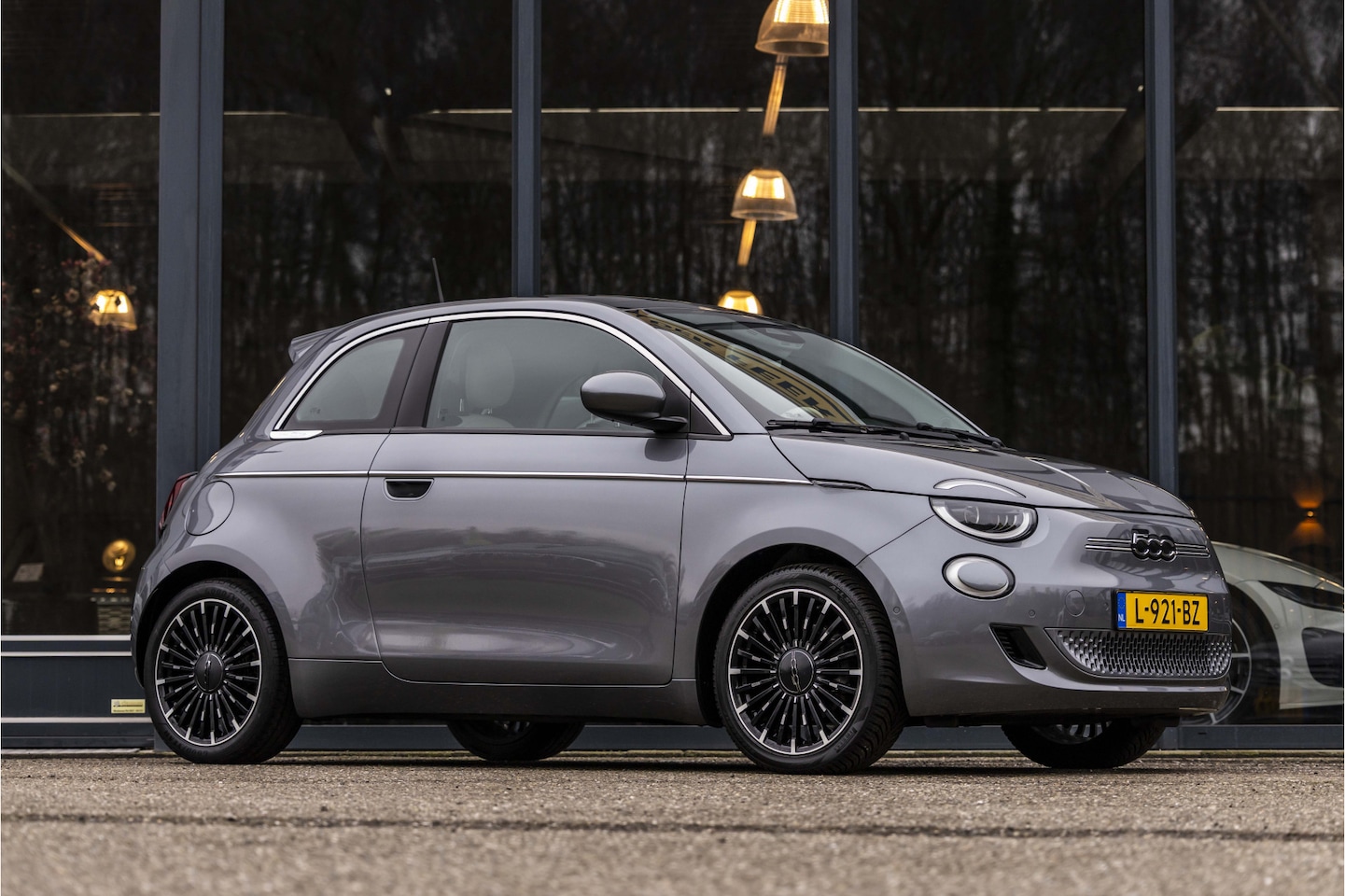 Fiat 500 - La Prima 42 kWh - AutoWereld.nl