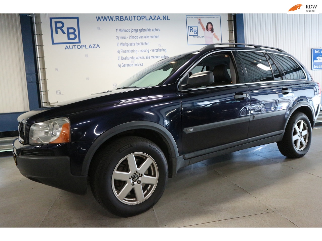 Volvo XC90 - 2.5 T Summum Aut / 7 PERSOONS / BIG SCREEN ! ! ! ! - AutoWereld.nl