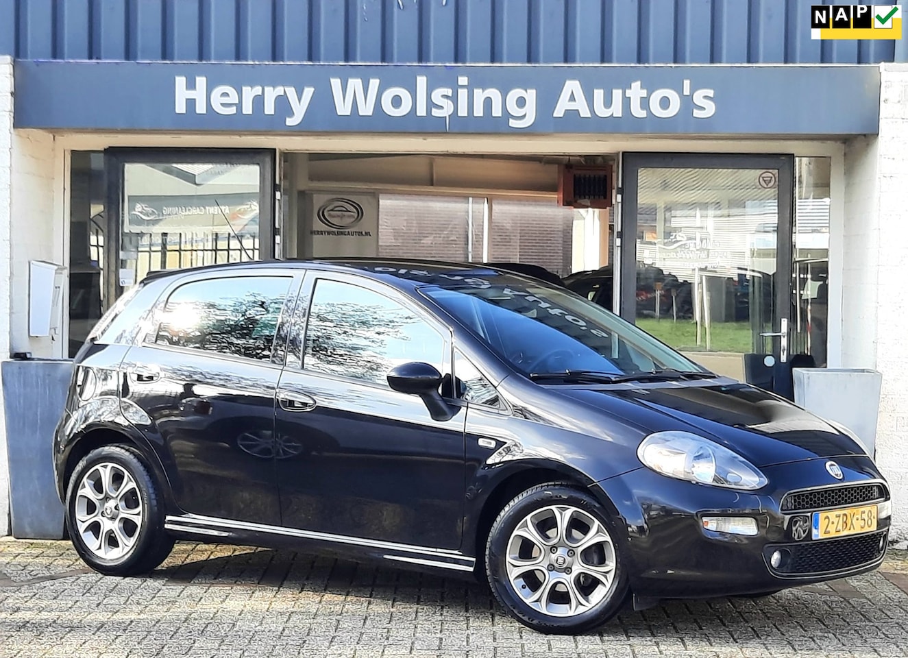 Fiat Punto Evo - 0.9 TwinAir Lounge Panodak Pdc Clima - AutoWereld.nl