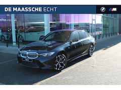 BMW 3-serie - 330e M Sport Automaat / Schuif-kanteldak / Trekhaak / Sportstoelen / Achteruitrijcamera /