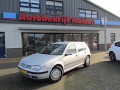 Volkswagen Golf - 2.0 85KW AUTOMAAT Comfortline , BJ. 1999, CLIMA, CV,