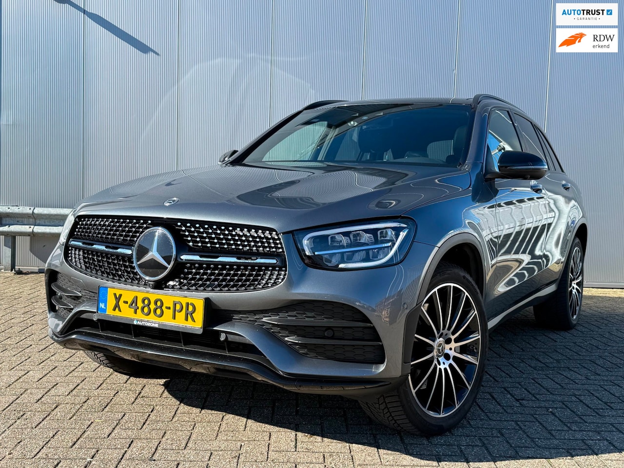 Mercedes-Benz GLC-klasse - 300e 4MATIC Premium Plus | Panoramadak | Adaptieve Cruise Control | Trekhaak | Navigatie | - AutoWereld.nl