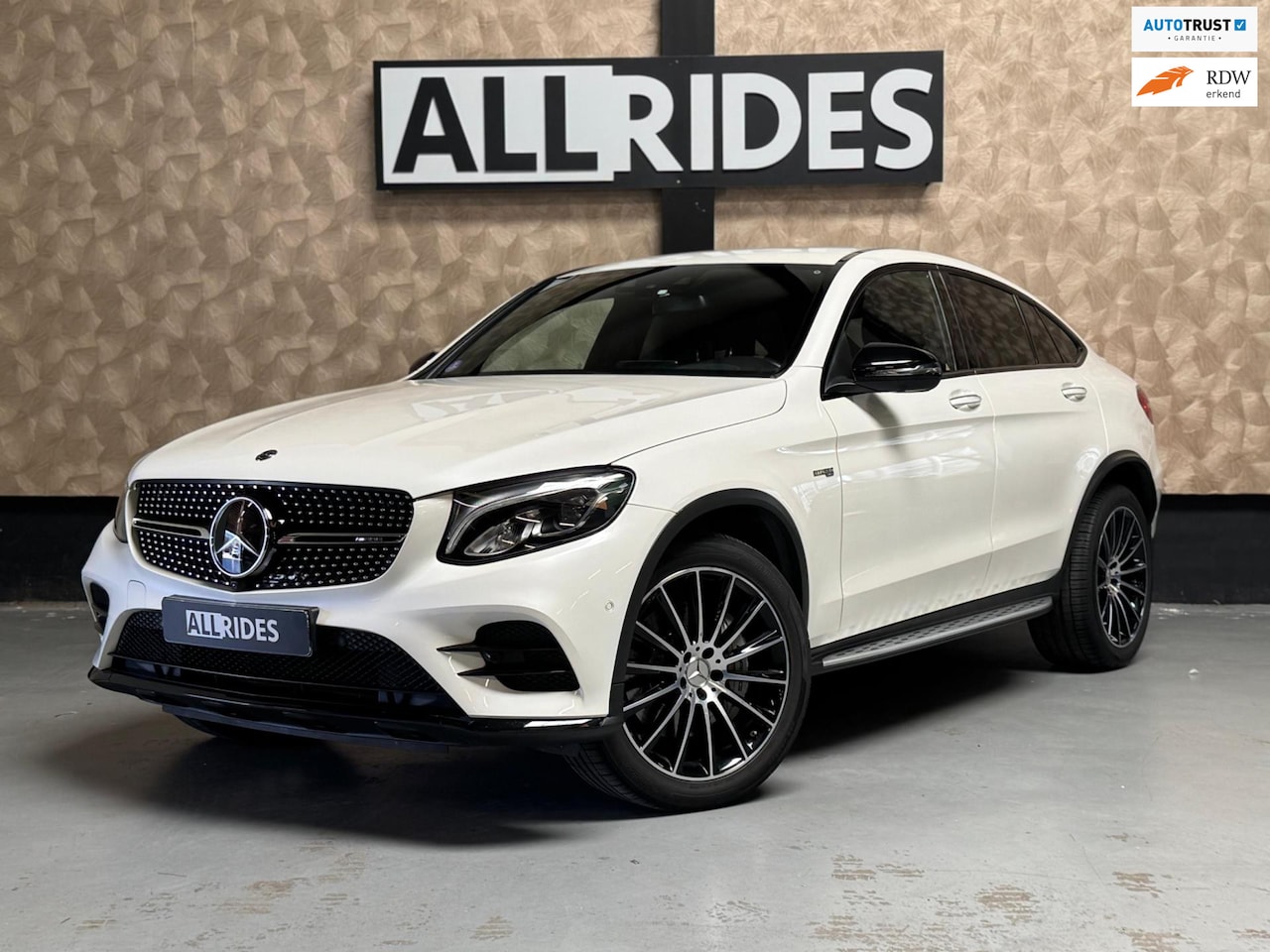 Mercedes-Benz GLC-klasse Coupé - AMG 43 4MATIC Premium Plus | Memory | HUD | 360 camera | Keyless | Burmester | Luchtvering - AutoWereld.nl