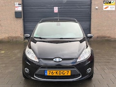 Ford Fiesta - 1.4 Titanium Apk cruise Control Clima elektrisch pakket