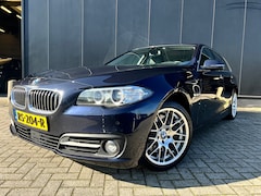 BMW 5-serie Touring - 528i High Exe '14 Aut/Leer/Navi/18'Lmv/Vol