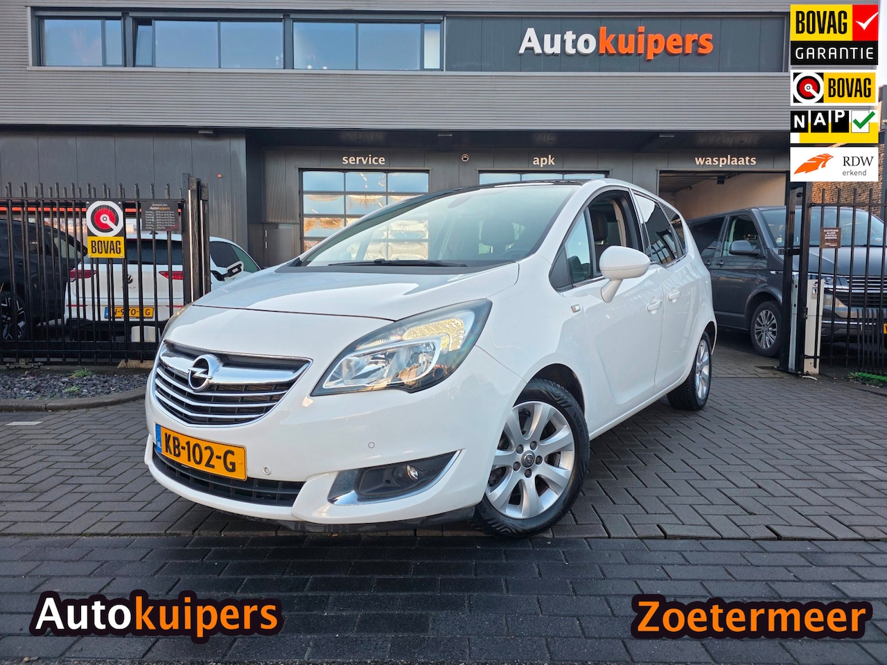Opel Meriva - 1.4 Turbo Blitz | AUTOMAAT | Met o.a. climate & cruise control, panoramadak, trekhaak en b - AutoWereld.nl