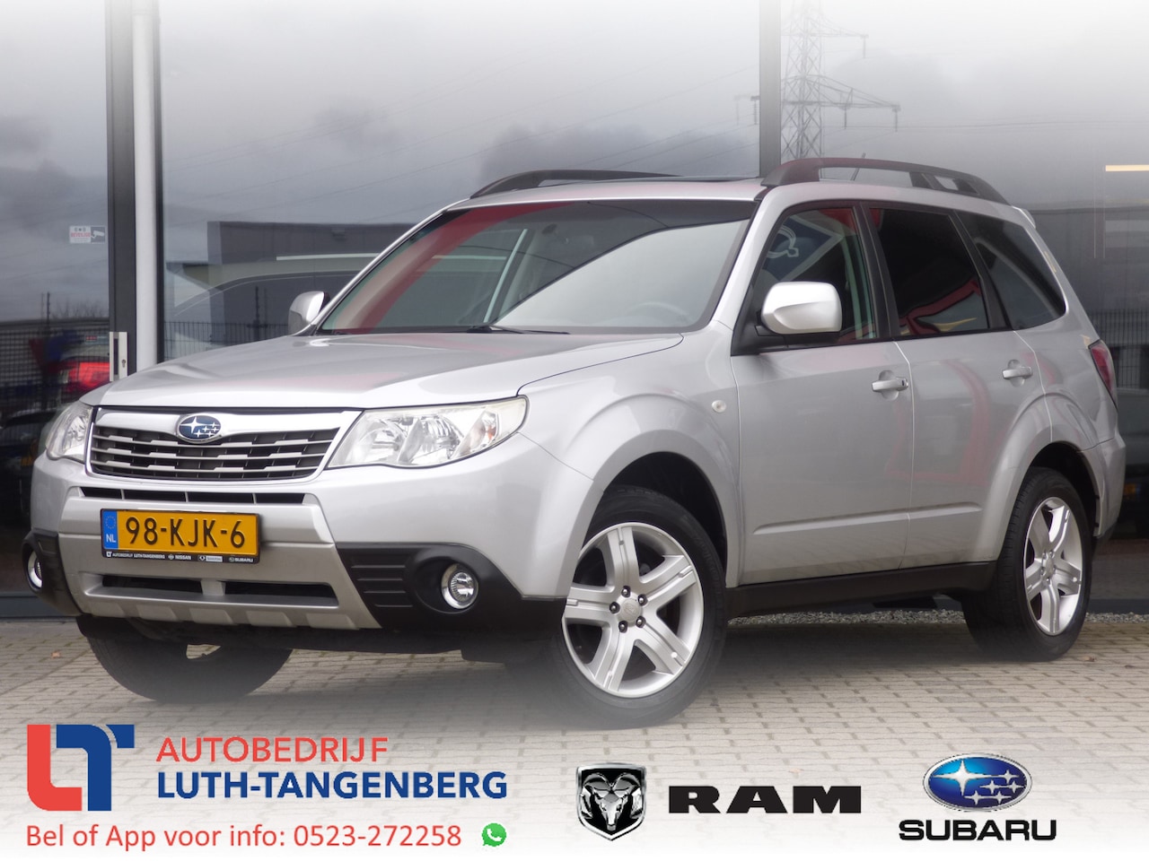 Subaru Forester - 2.0 XS Premium Automaat | Pano | Leder | Xenon | Trekhaak 1.500kg | - AutoWereld.nl