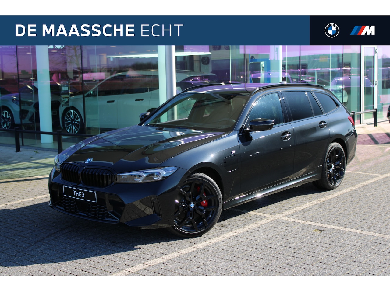 BMW 3-serie Touring - 330e High Executive M Sport Automaat / Panoramadak / Trekhaak / Sportstoelen / Adaptieve L - AutoWereld.nl